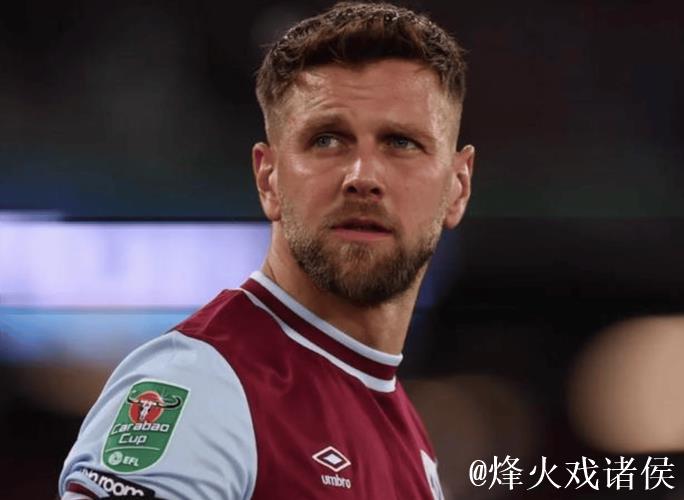 AC米兰有意在冬季转会期租借西汉姆前锋菲尔克鲁格